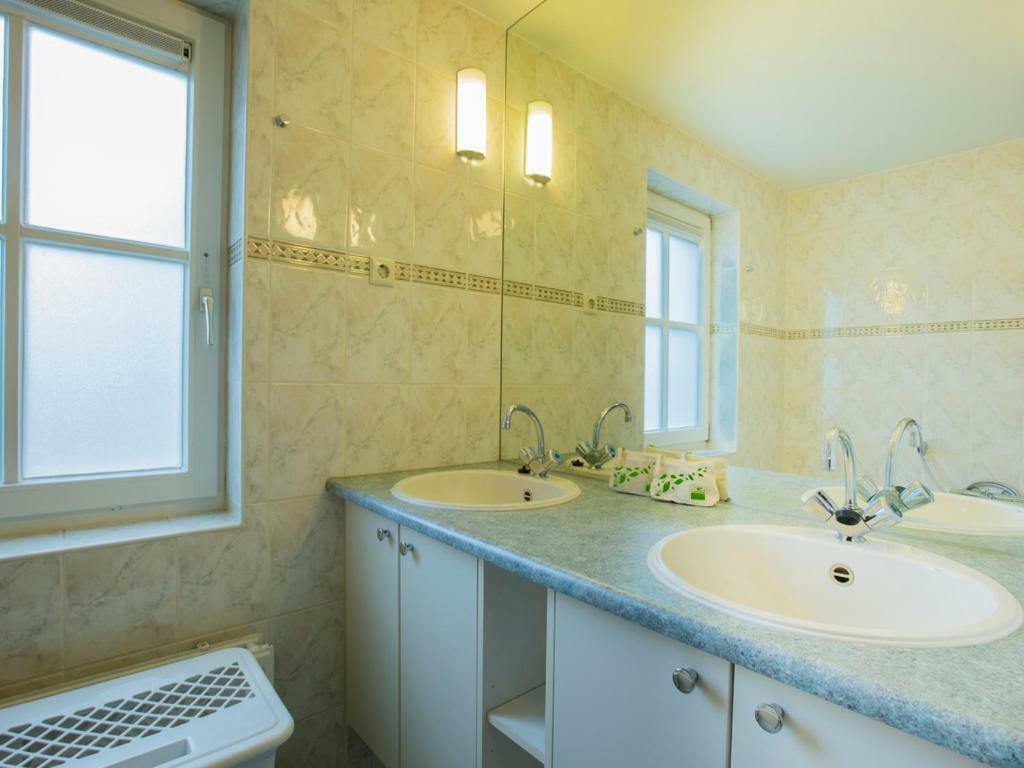 ホテルLandal Hunerwold State Wateren エクステリア 写真